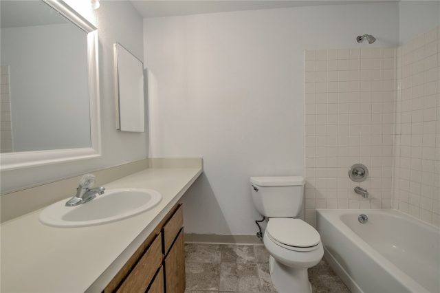 175 Pine Drive photo 34