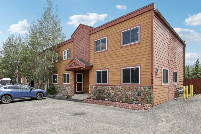 300 Granite Street 8 photo 15