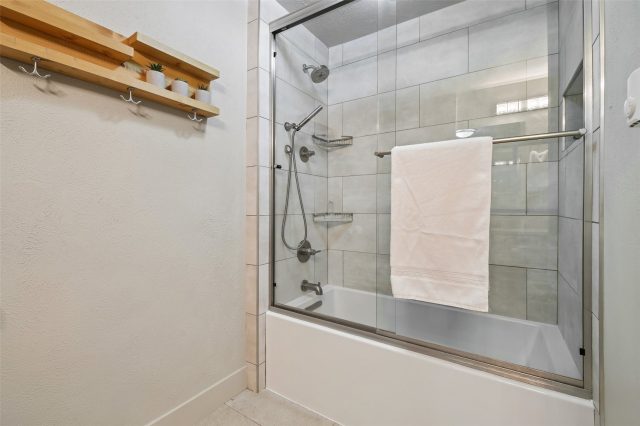 300 Granite Street 8 photo 23