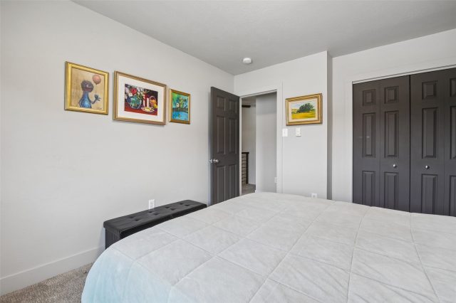 300 Granite Street 8 photo 26
