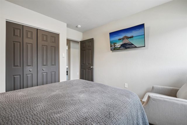 300 Granite Street 8 photo 28