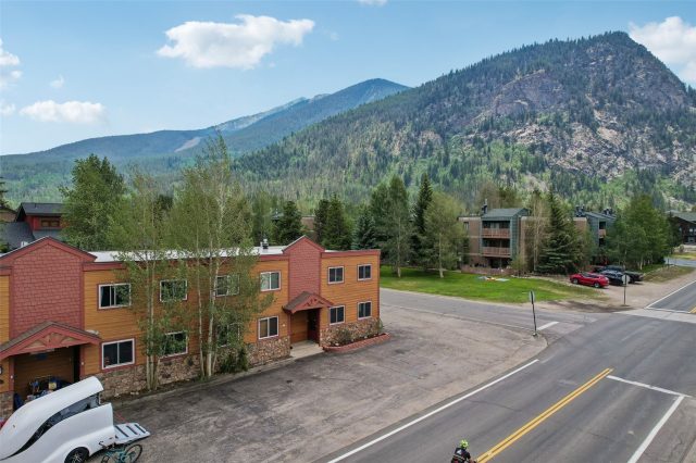 300 Granite Street 8 photo 2