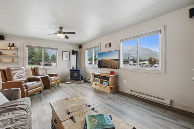 300 Granite Street 8 photo 9