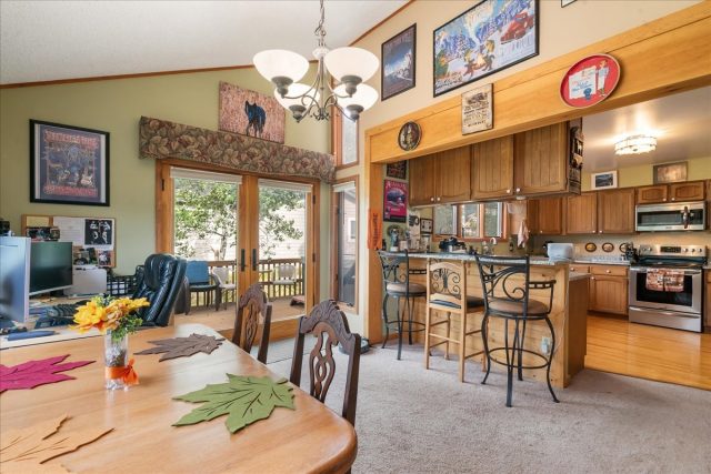 93 Cooper Drive photo 11