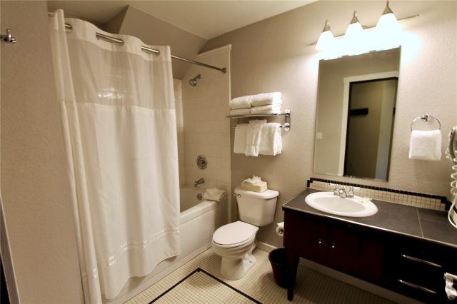 172 Beeler Place 215d photo 13