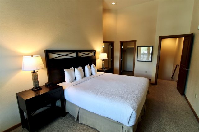 172 Beeler Place 215d photo 17