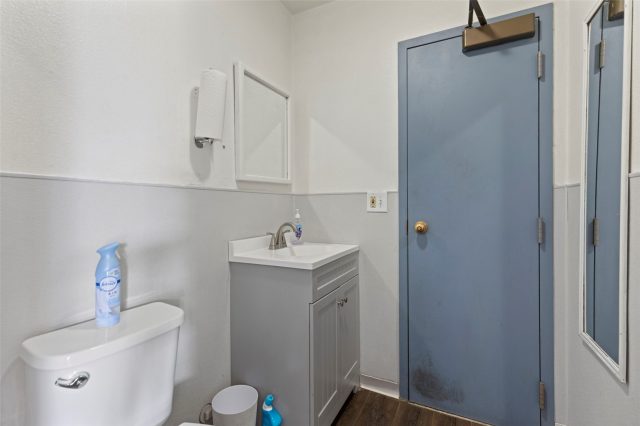 120 9th Street photo 33