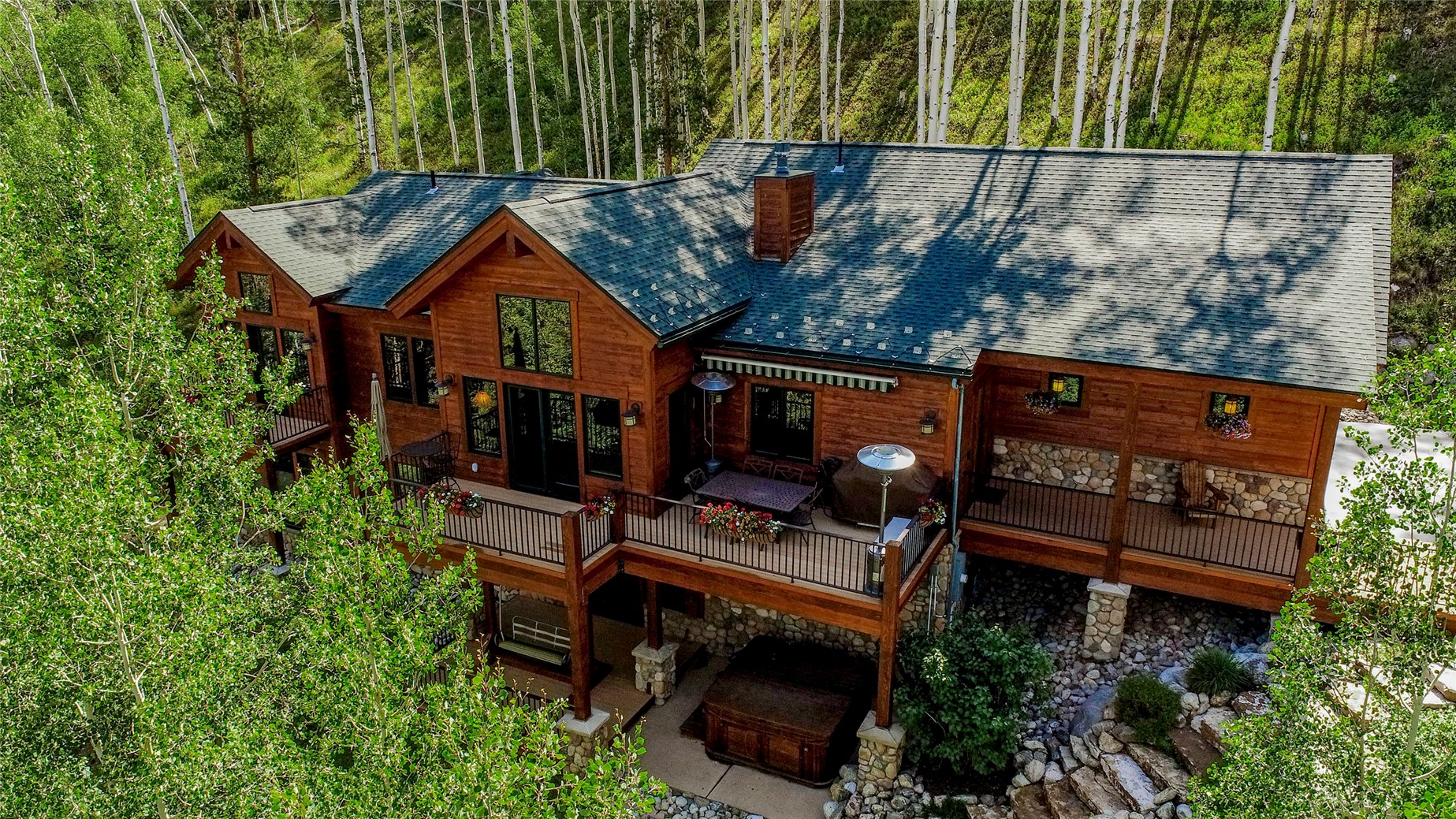 321 Lakeview Circle, Silverthorne, CO — main photo