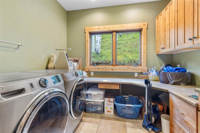 321 Lakeview Circle photo 47