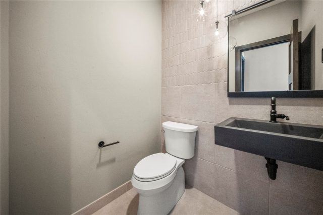706 Frisco Street A photo 35