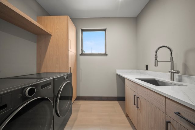 706 Frisco Street A photo 38