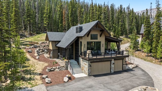 Home in Quandary Village Sub Aka Northstar Village, Breckenridge, CO — photo 2 (MLS S1070048)