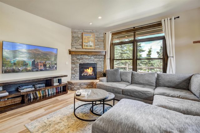310 S 8th Avenue A photo 11