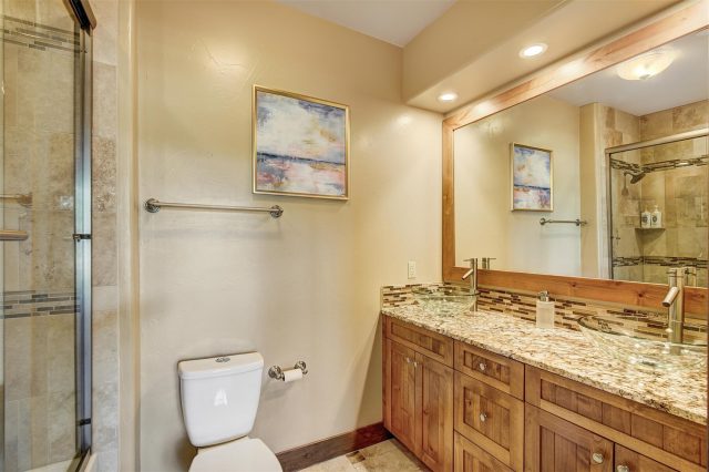 310 S 8th Avenue A photo 22