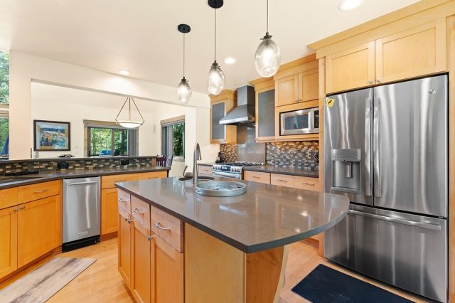 225 Emily Lane photo 10