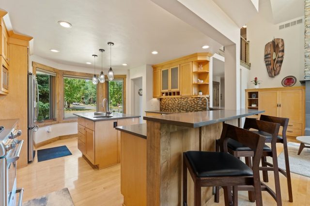 225 Emily Lane photo 11