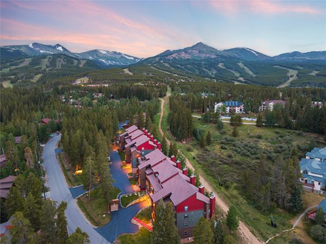 Condo in Tyra Summit Condo, Breckenridge — photo 1 Condo in Tyra Summit Condo, Breckenridge, CO — photo 1 (MLS S1070062)