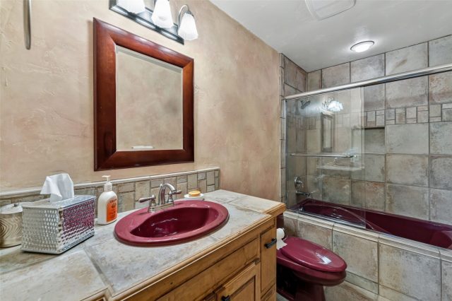 732 Meadow Drive photo 28