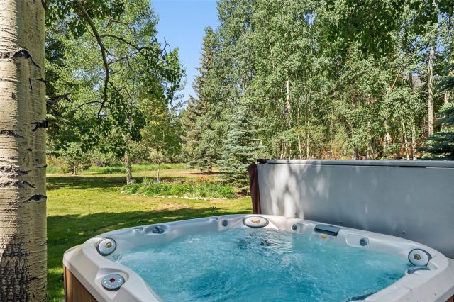 732 Meadow Drive photo 36