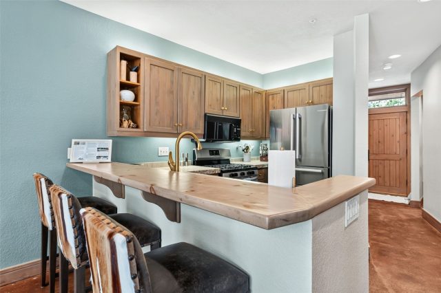 710 Alhambra Road 8744 photo 14