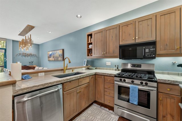 710 Alhambra Road 8744 photo 16
