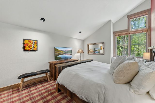 710 Alhambra Road 8744 photo 24
