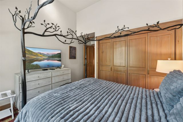 710 Alhambra Road 8744 photo 31