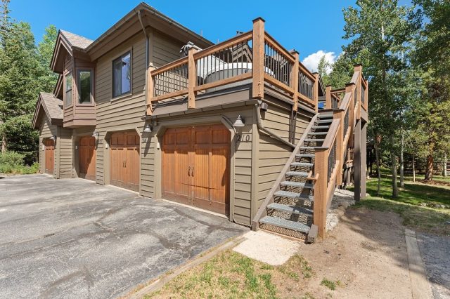 210 Village Point Drive 210 photo 22