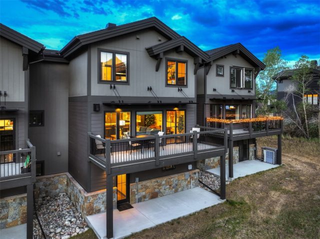 Townhome in Fish Hawk Landing, Silverthorne, CO — photo 3 (MLS S1070099)