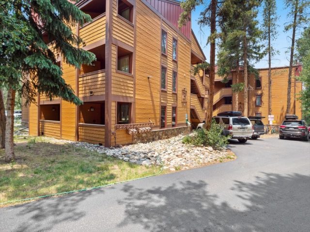 800 Columbine Road 11 photo 17