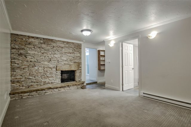 214 N Main Street 6 photo 12