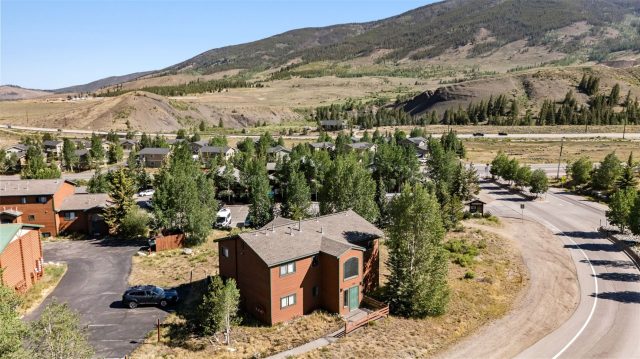 80 Cove Boulevard 103 photo 34