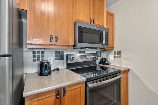 910 Copper Road 201 photo 10