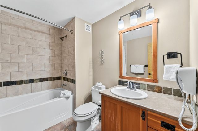 910 Copper Road 201 photo 11