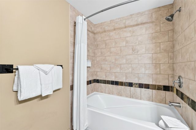 910 Copper Road 201 photo 12