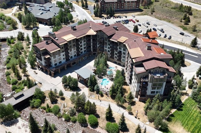 910 Copper Road 201 photo 20