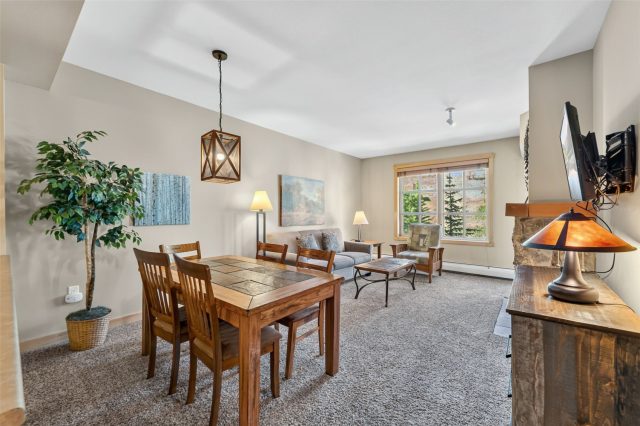 Condo in Passage Point, Copper Mountain — photo 5 Condo in Passage Point, Copper Mountain, CO — photo 5 (MLS S1070107)