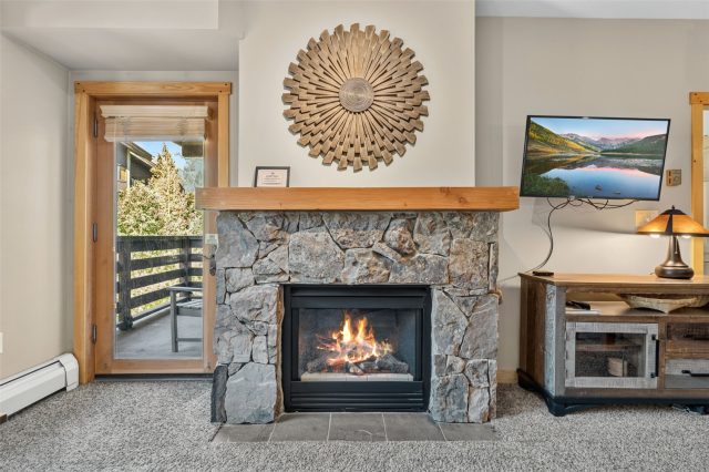 910 Copper Road 201 photo 7