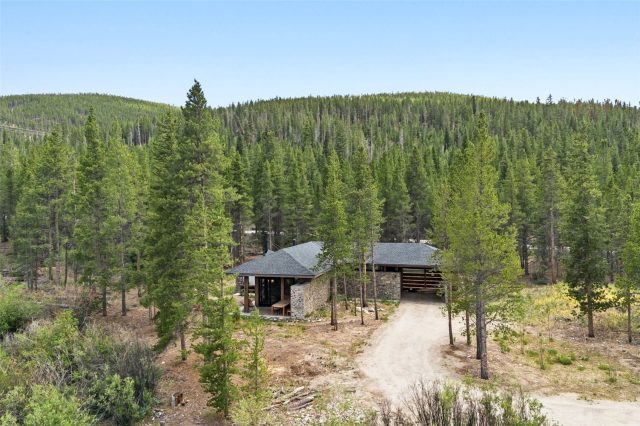 2383 Tiger Road photo 7