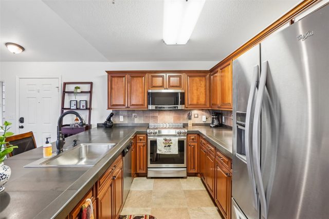 163 Pelican Circle 1205 photo 12