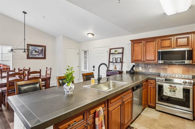 Condo in Villas At Swans Nest Condo, Breckenridge, CO — photo 1 (MLS S1070110)