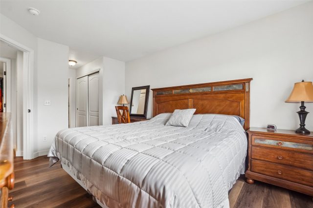 163 Pelican Circle 1205 photo 26