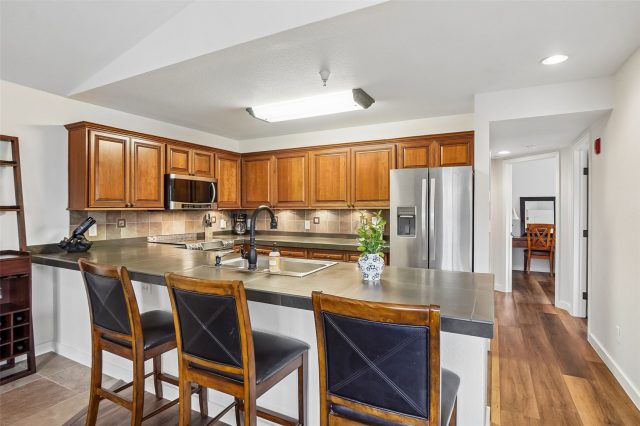 163 Pelican Circle 1205 photo 9