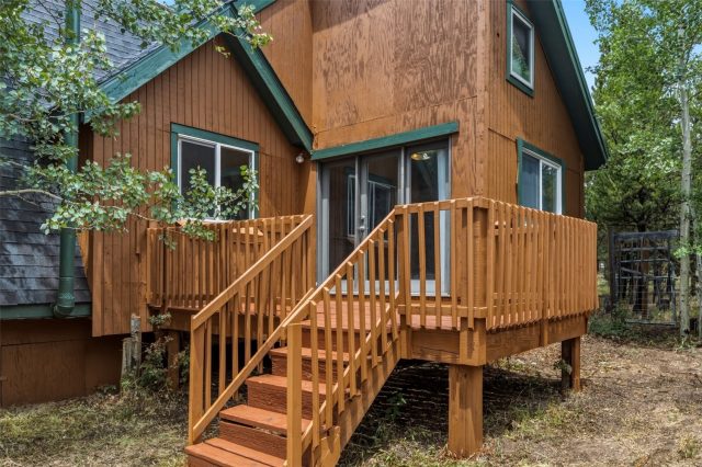 137 B Road photo 22