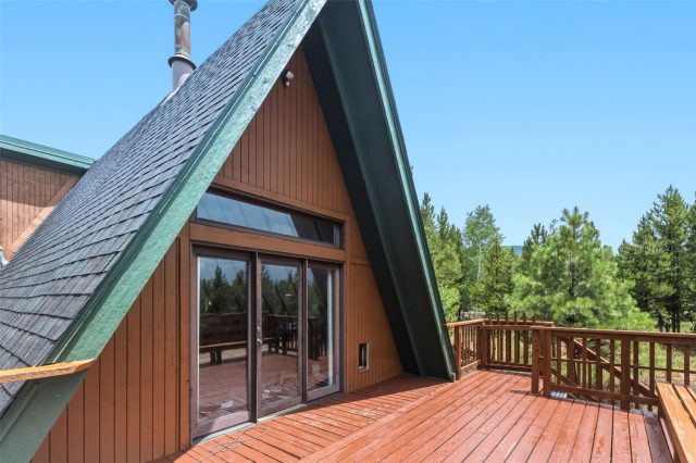 137 B Road photo 24