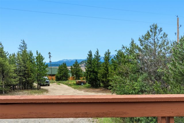 137 B Road photo 27