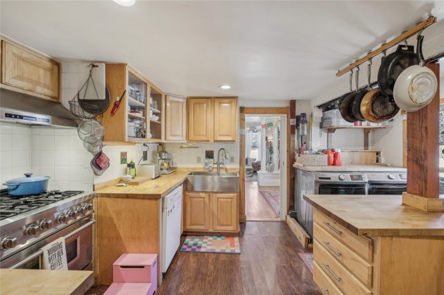 114 N French Street photo 39