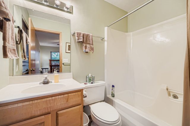323 Twenty Grand Drive 323 photo 18