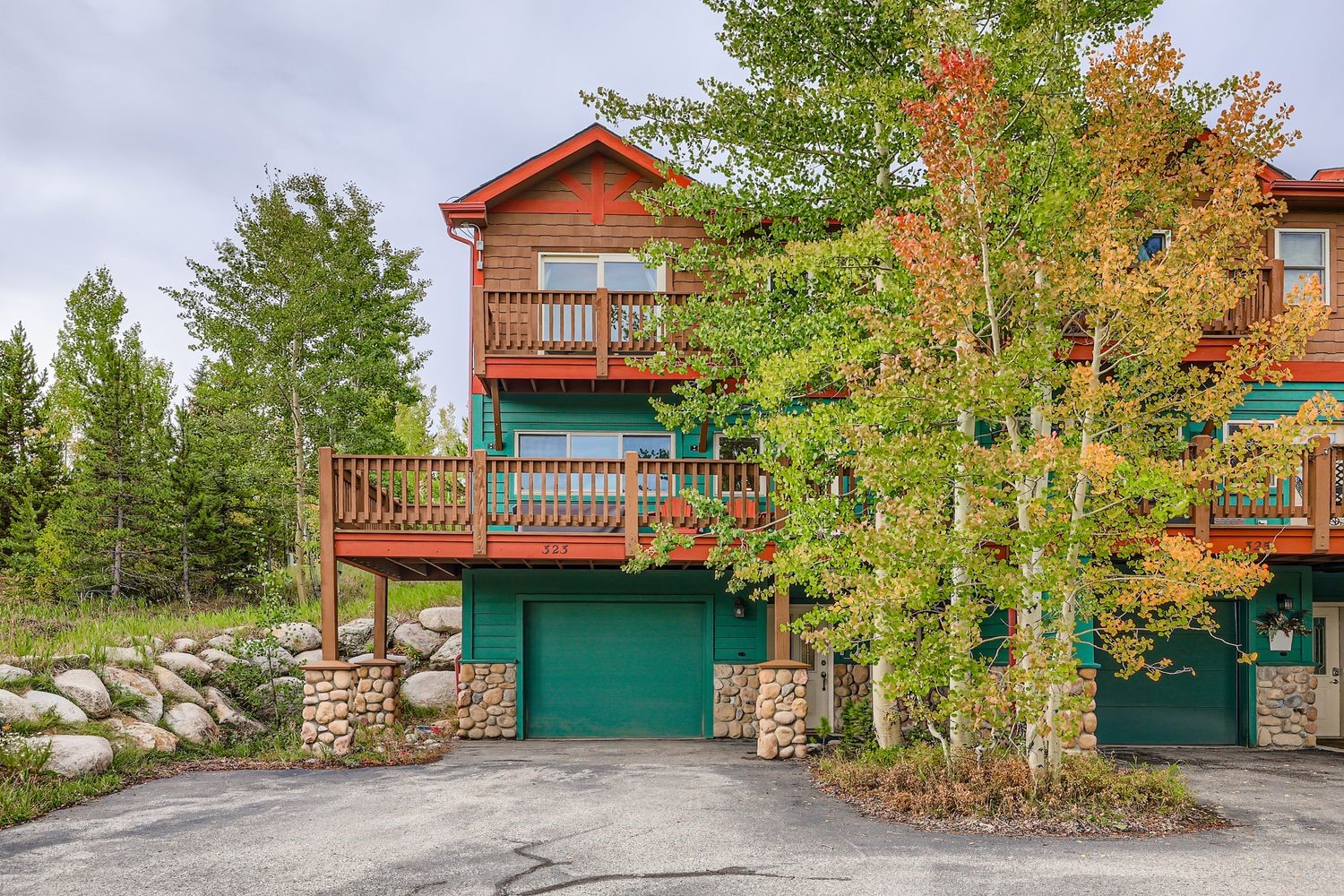 323 Twenty Grand Drive 323, Wildernest, CO — main photo