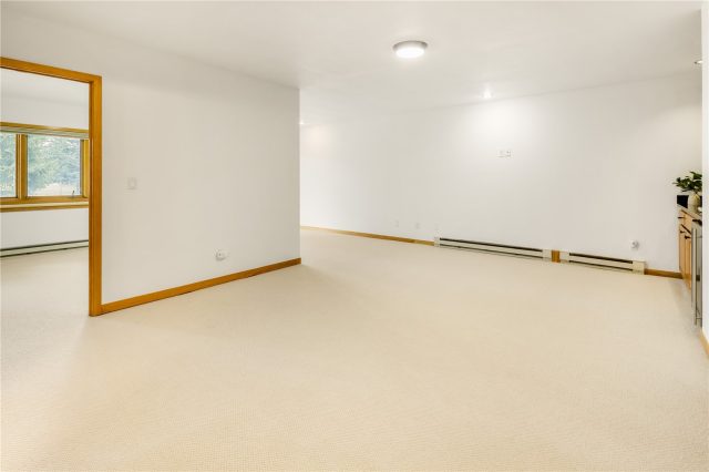 454 Ensign Drive A photo 29